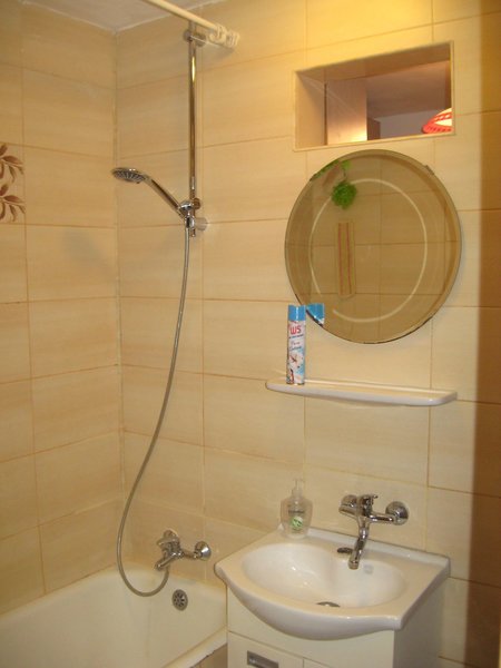 Tineretului, str. Viorele, proprietar